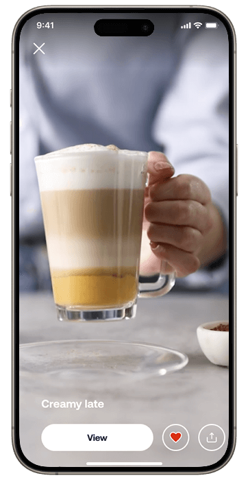 טלפון חכם עם מסך HomeID עם מתכון לקפה מוצג
